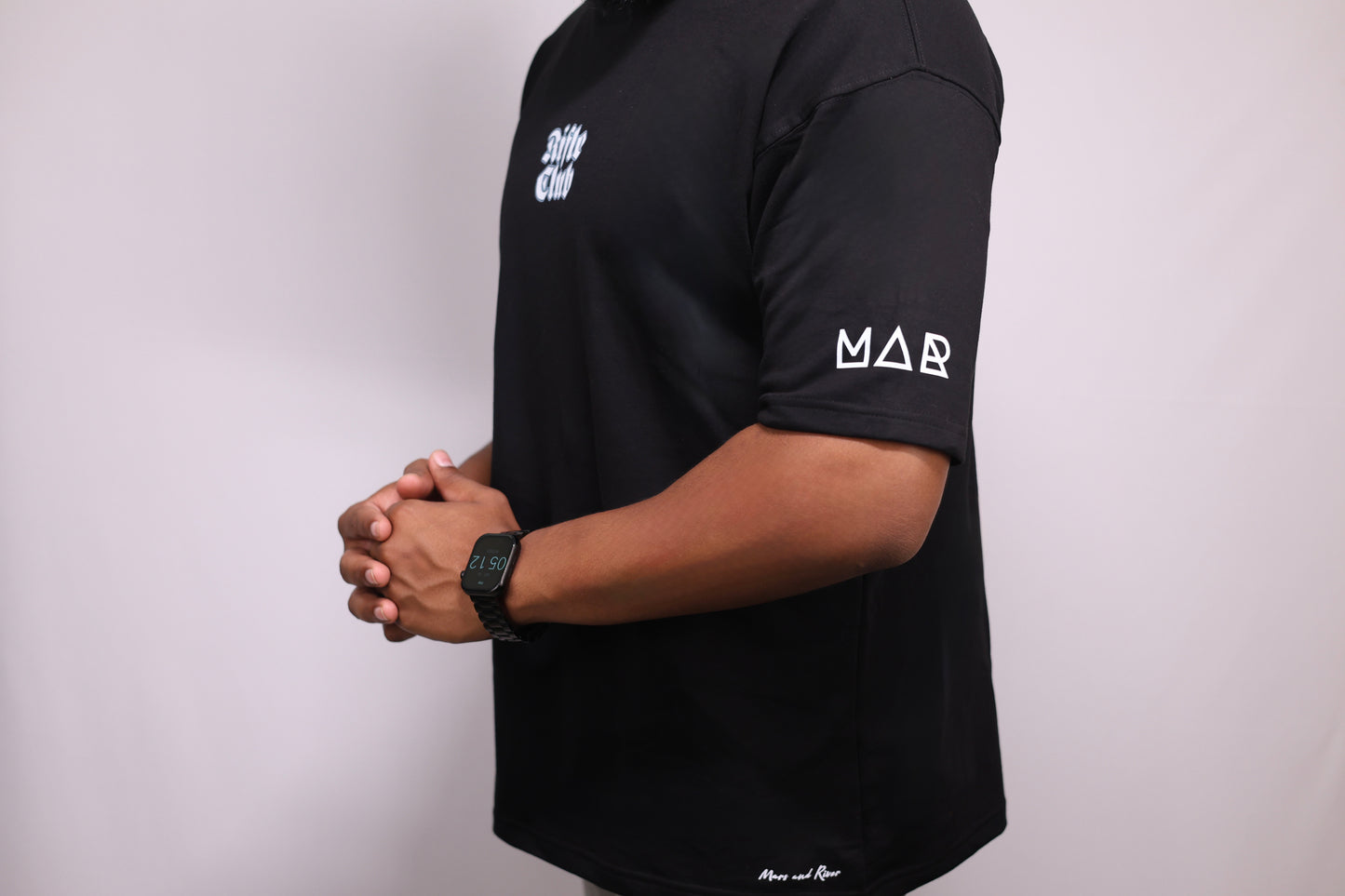 Oversized T-Shirt: Rifle club